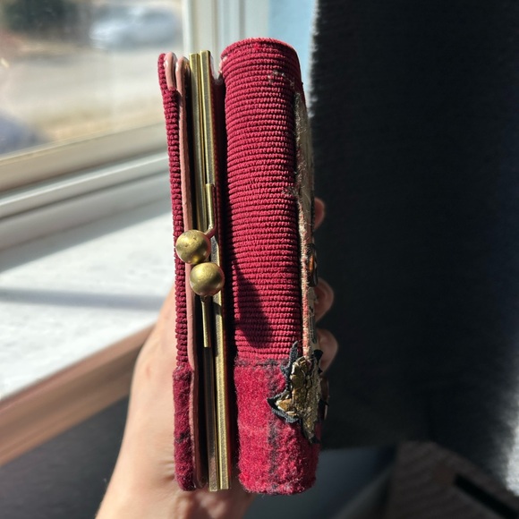 Vendula London Autumn Burgundy Fabric trifold Wallet Bird Patch & coin purse - Picture 2 of 11